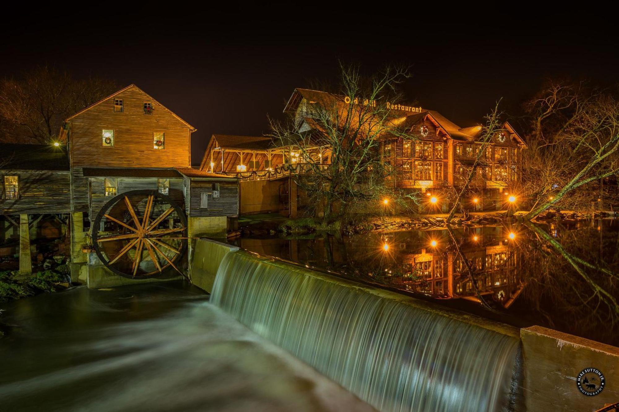 Villa Peaceful In The Pines By Distinctive Getaways Pigeon Forge Exterior foto